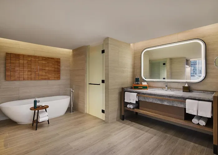 Doubletree By Hilton Ploenchit