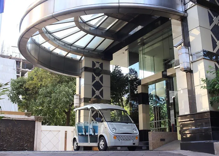 Doubletree By Hilton Ploenchit